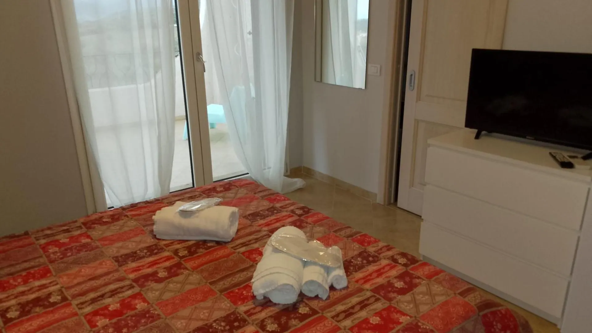 Villa Florida - Prestige Exclusive Rooms & Luxury Villas San Teodoro  Italy
