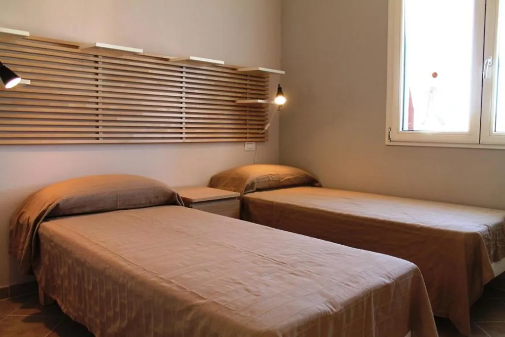 Villa Florida - Prestige Exclusive Rooms & Luxury Villas San Teodoro  İtalya