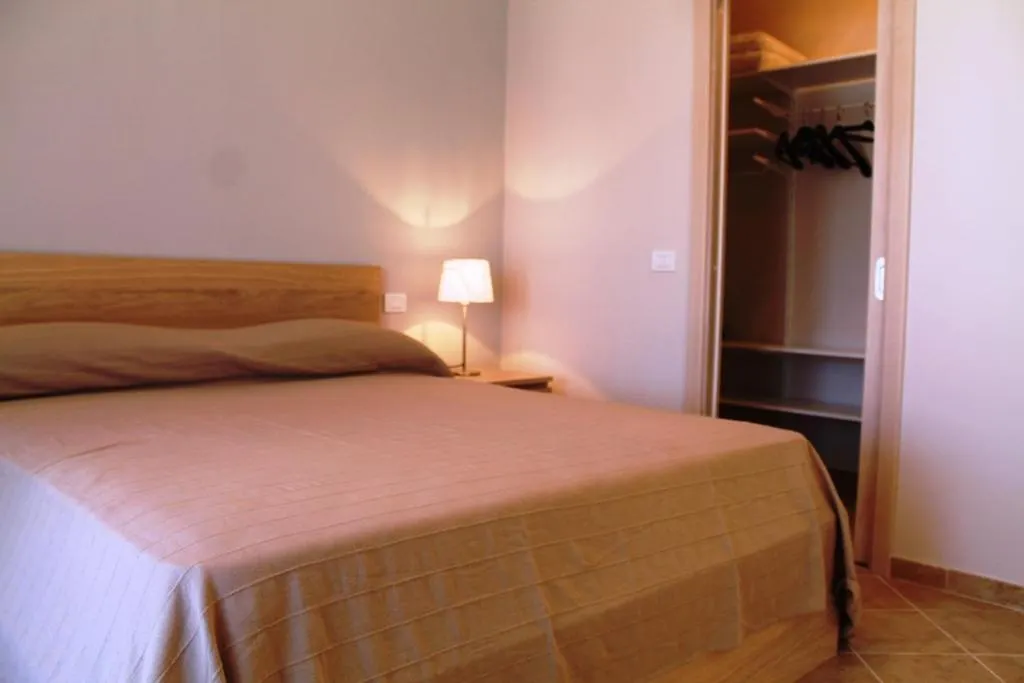 Villa Florida - Prestige Exclusive Rooms & Luxury Villas San Teodoro  0*, San Teodoro (Sardinia) İtalya